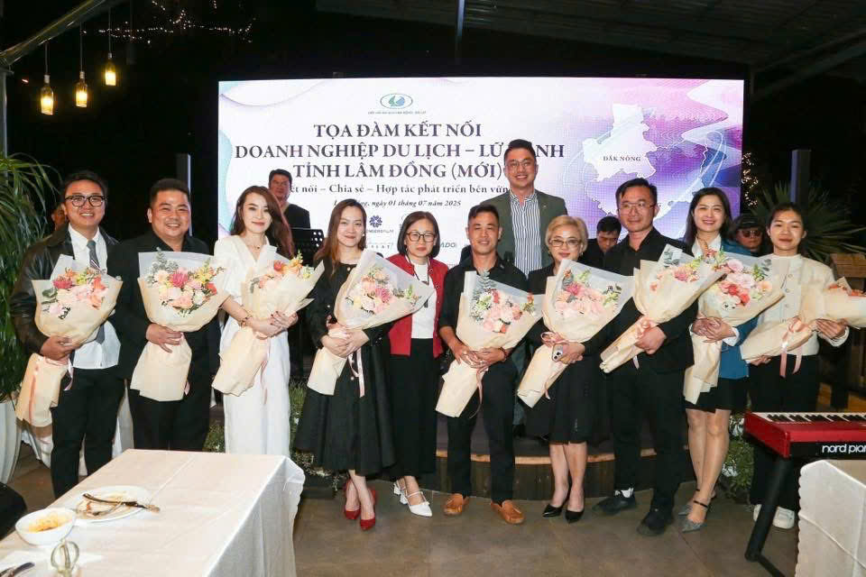VINH DANH CÁC NHÀ TÀI TRỢ TẠI TỌA ĐÀM HIỆP HỘI DU LỊCH LÂM ĐỒNG 2025 - LTA.COM.VN